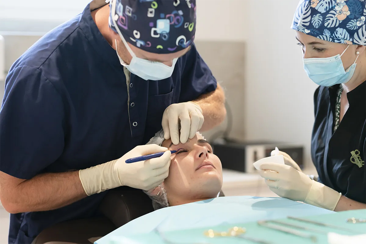 Chirurgie esthétique du visage à la clinique du visage à Nancy