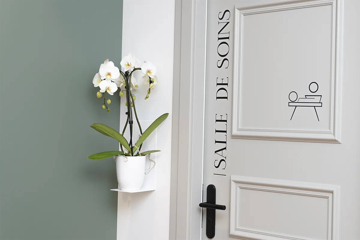 Salle de soin de la Clinique Lorraine du visage à Nancy