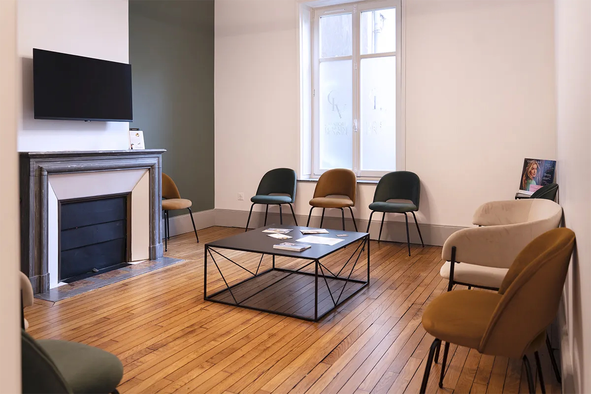Salle d'attente de la Clinique Lorraine du visage à Nancy