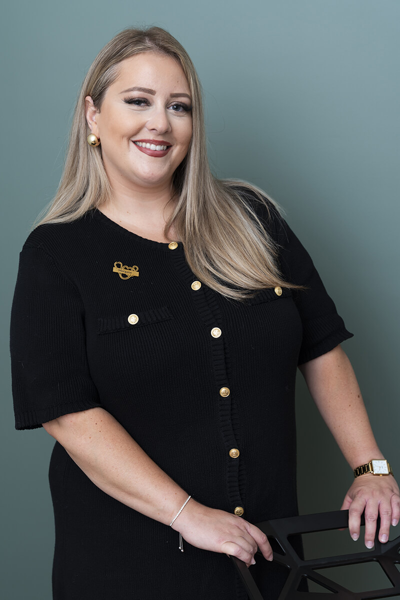 Morgane, secrétaire médicale à la clinique lorraine du visage